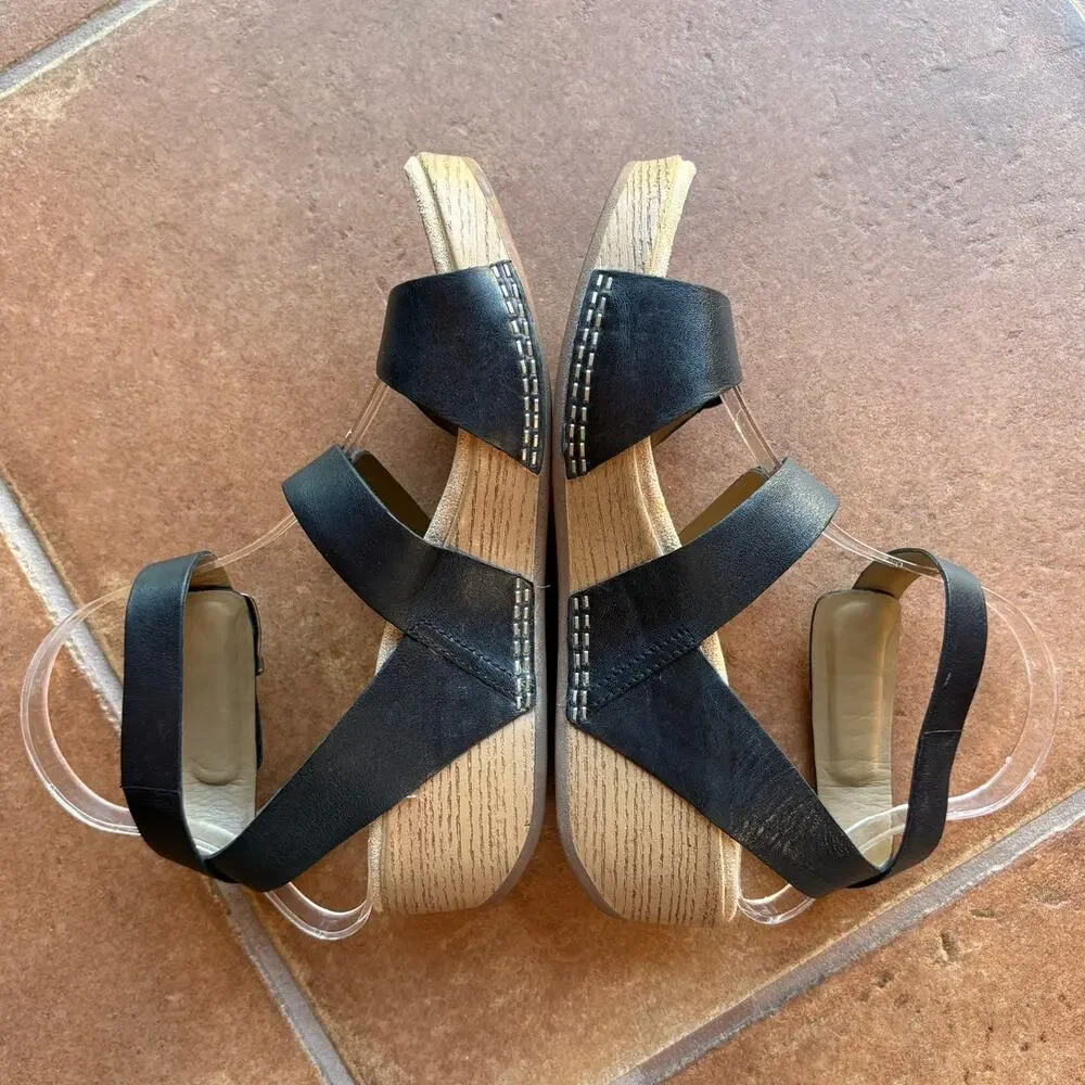Dansko "Lou" Black Leather Strappy Wedge Sandals w Brass Tone Hardware US 7.5-8 - Picture 10 of 16